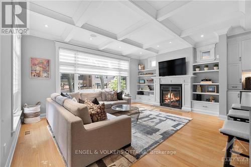 528 Cole Avenue, Ottawa, ON - Indoor Photo Showing Living Room With Fireplace