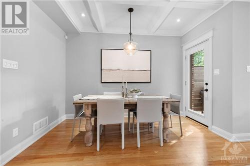 528 Cole Avenue, Ottawa, ON - Indoor Photo Showing Dining Room