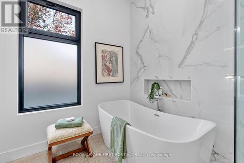 64 Puget Street, Barrie, ON - Indoor Photo Showing Bathroom