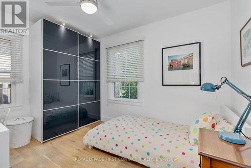 64 Puget Street, Barrie, ON - Indoor Photo Showing Bedroom