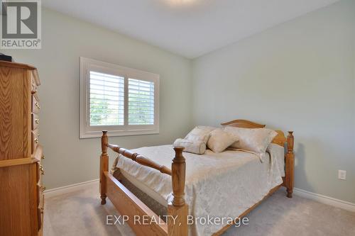 101 - 42 Ferndale Drive S, Barrie, ON - Indoor Photo Showing Bedroom