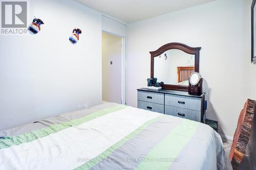 30 North Street, Barrie (Bayfield), ON - Indoor Photo Showing Bedroom