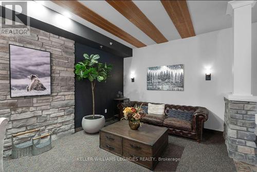 110 - 20 Koda Street, Barrie, ON - Indoor Photo Showing Living Room