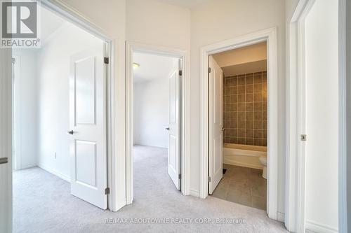 2501 Littlefield Crescent, Oakville (Glen Abbey), ON - Indoor Photo Showing Other Room