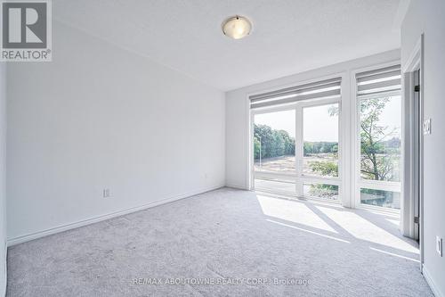 2501 Littlefield Crescent, Oakville, ON - Indoor Photo Showing Other Room