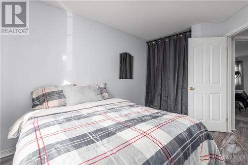 939 Markwick Crescent, Ottawa, ON - Indoor Photo Showing Bedroom