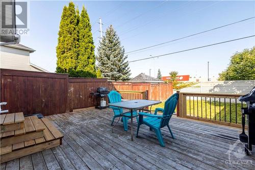 939 Markwick Crescent, Ottawa, ON - Outdoor With Deck Patio Veranda With Exterior