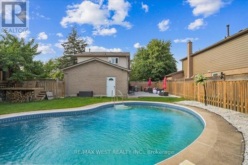 6375 Millers Grove, Mississauga (Meadowvale), ON - Outdoor With In Ground Pool With Backyard