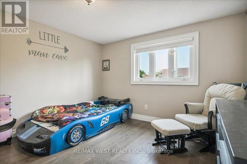 6375 Millers Grove, Mississauga (Meadowvale), ON - Indoor Photo Showing Bedroom