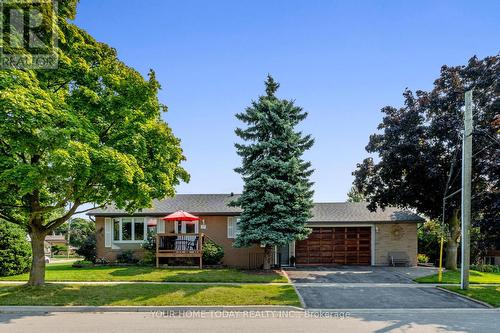 22 Norton Crescent, Halton Hills (Georgetown), ON - Outdoor With Facade