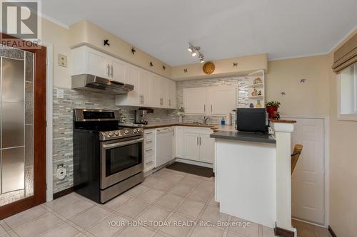 22 Norton Crescent, Halton Hills (Georgetown), ON - Indoor Photo Showing Kitchen