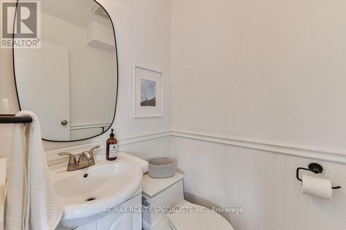 3072 Flanagan Court, Burlington, ON - Indoor Photo Showing Bathroom