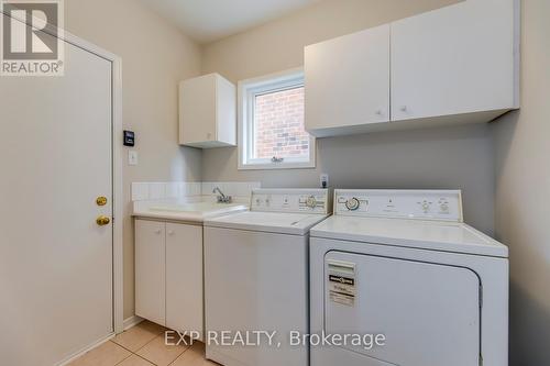 4208 Sagebrush Trail, Mississauga, ON - Indoor Photo Showing Laundry Room