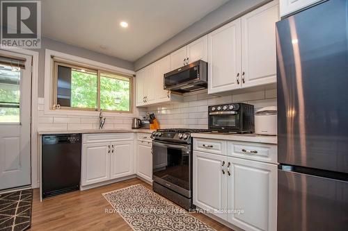 45 Beechwood Drive, Peterborough (Monaghan), ON - Indoor Photo Showing Kitchen