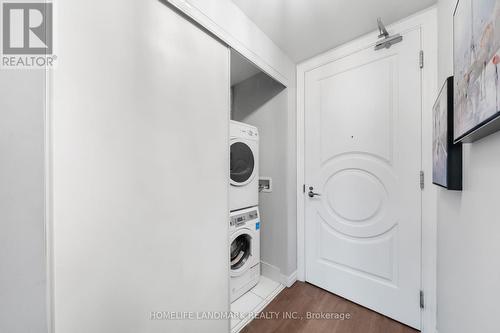 3404 - 88 Blue Jays Way, Toronto (Waterfront Communities), ON - Indoor Photo Showing Laundry Room