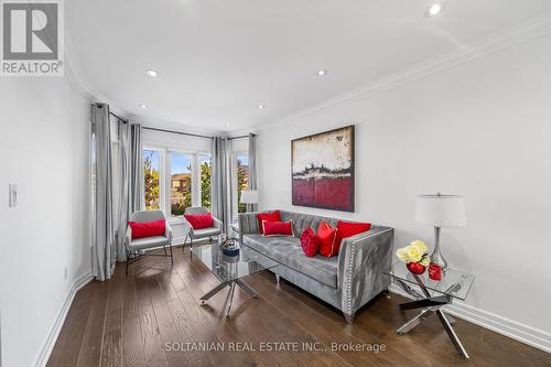 56 Casa Grande Street, Richmond Hill (Westbrook), ON - Indoor Photo Showing Living Room