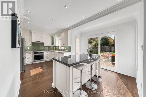 56 Casa Grande Street, Richmond Hill (Westbrook), ON - Indoor Photo Showing Kitchen With Upgraded Kitchen