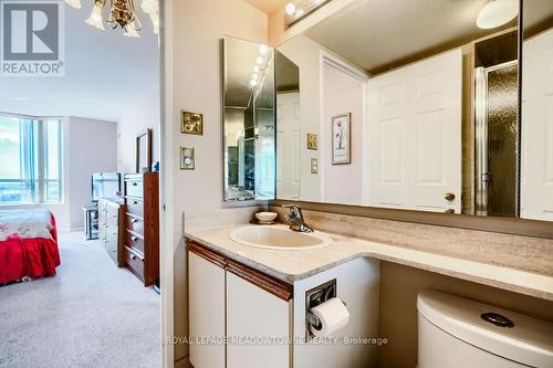 803 - 20 Cherrytree Drive, Brampton (Fletcher'S Creek South), ON - Indoor Photo Showing Bathroom