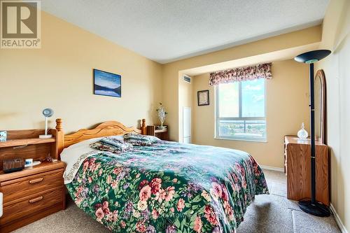 803 - 20 Cherrytree Drive, Brampton (Fletcher'S Creek South), ON - Indoor Photo Showing Bedroom