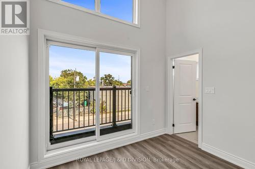 19 Lambton Avenue, Toronto (Rockcliffe-Smythe), ON - Indoor Photo Showing Other Room