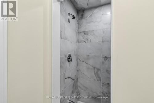 19 Lambton Avenue, Toronto (Rockcliffe-Smythe), ON -  Photo Showing Bathroom