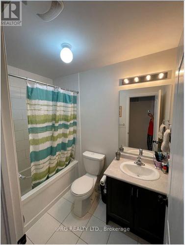 122 Kempenfelt Trail, Brampton, ON - Indoor Photo Showing Bathroom