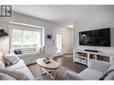 1450 Union Road Unit# 8, Kelowna, BC  - Indoor Photo Showing Living Room 