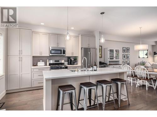 1450 Union Road Unit# 8, Kelowna, BC - Indoor Photo Showing Kitchen With Stainless Steel Kitchen With Upgraded Kitchen