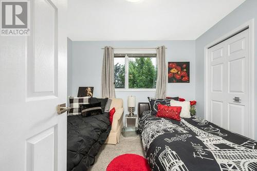 2920 Allenby Way, Vernon, BC - Indoor Photo Showing Bedroom