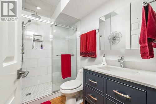 2920 Allenby Way, Vernon, BC - Indoor Photo Showing Bathroom