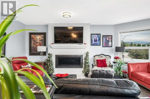 2920 Allenby Way, Vernon, BC - Indoor Photo Showing Living Room With Fireplace