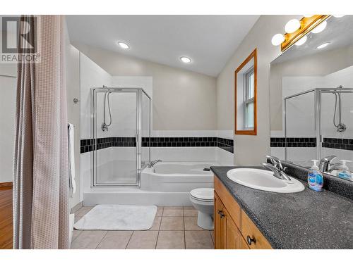 1837 Olympus Way, West Kelowna, BC - Indoor Photo Showing Bathroom