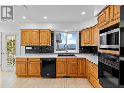 1837 Olympus Way, West Kelowna, BC - Indoor Photo Showing Kitchen