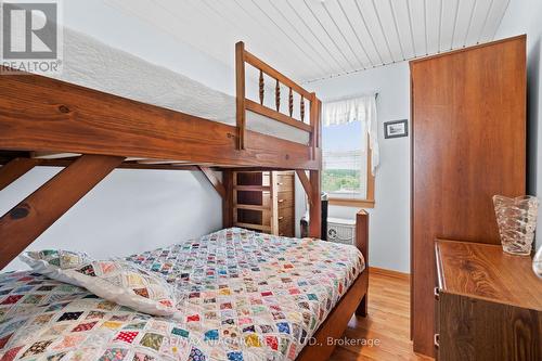 12807- 12815 Lakeshore Road, Wainfleet, ON - Indoor Photo Showing Bedroom