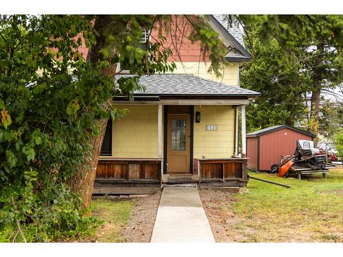 891 5Th Avenue, Fernie, BC - Outdoor With Deck Patio Veranda