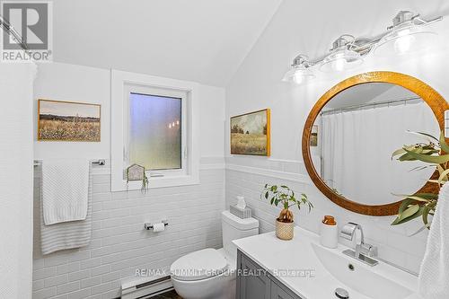 1 Armstrong Crescent, Grey Highlands (Markdale), ON - Indoor Photo Showing Bathroom