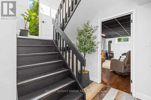 1 Armstrong Crescent, Grey Highlands (Markdale), ON - Indoor Photo Showing Other Room