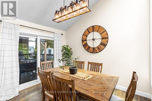 1 Armstrong Crescent, Grey Highlands (Markdale), ON - Indoor Photo Showing Dining Room