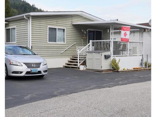 10 - 1545 Columbia Avenue, Castlegar, BC 