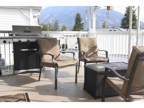 10 - 1545 Columbia Avenue, Castlegar, BC 