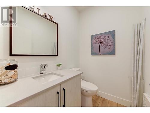 2489 Tallus Heights Drive, West Kelowna, BC - Indoor Photo Showing Bathroom