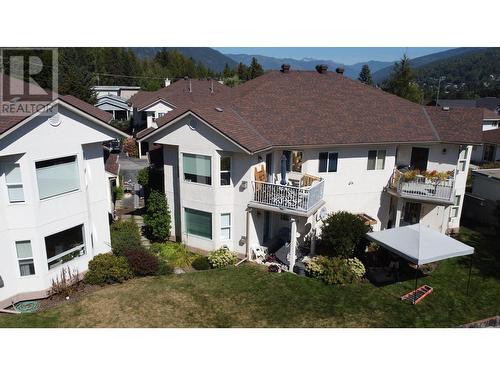 416 Beasley  W Crescent, Nelson, BC - Outdoor With Deck Patio Veranda