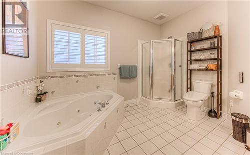 Main Bath - 89 Hearthwood Crescent, Kitchener, ON - Indoor Photo Showing Bathroom