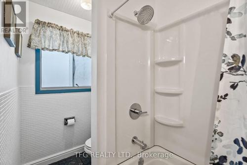 807 Fernhill Boulevard, Oshawa (Northglen), ON - Indoor Photo Showing Bathroom