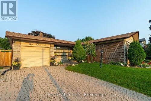 807 Fernhill Boulevard, Oshawa (Northglen), ON - Outdoor