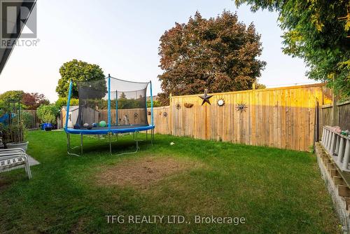 807 Fernhill Boulevard, Oshawa (Northglen), ON - Outdoor With Backyard