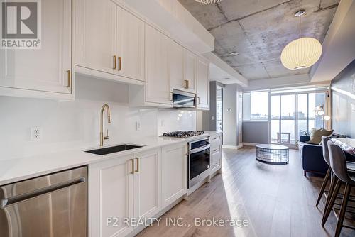 1123 - 1 Shaw Street, Toronto, ON - Indoor Photo Showing Kitchen With Upgraded Kitchen