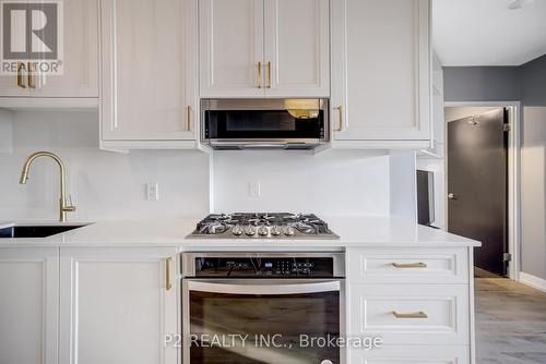 1123 - 1 Shaw Street, Toronto (Niagara), ON - Indoor Photo Showing Kitchen