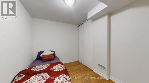 523 Halo Street, Oshawa, ON - Indoor Photo Showing Bedroom