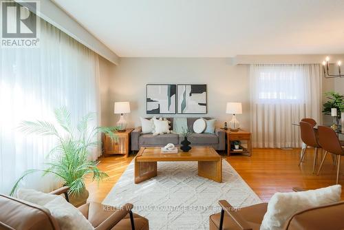 48 Angora Street, Toronto (Woburn), ON - Indoor Photo Showing Living Room